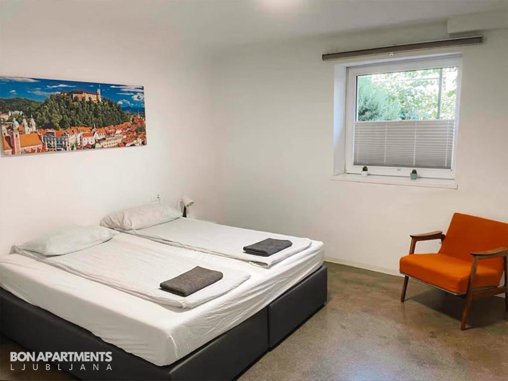 Huge Bbq Garden, Spacious Flat, Ac, Free Parking 1 *